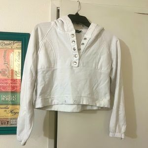 Pretty Little Thing White Crop Hoodie